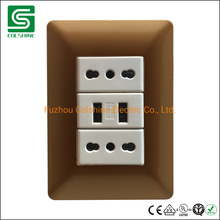 Italian Standard Electrical Wall Socket 250V 2p+E